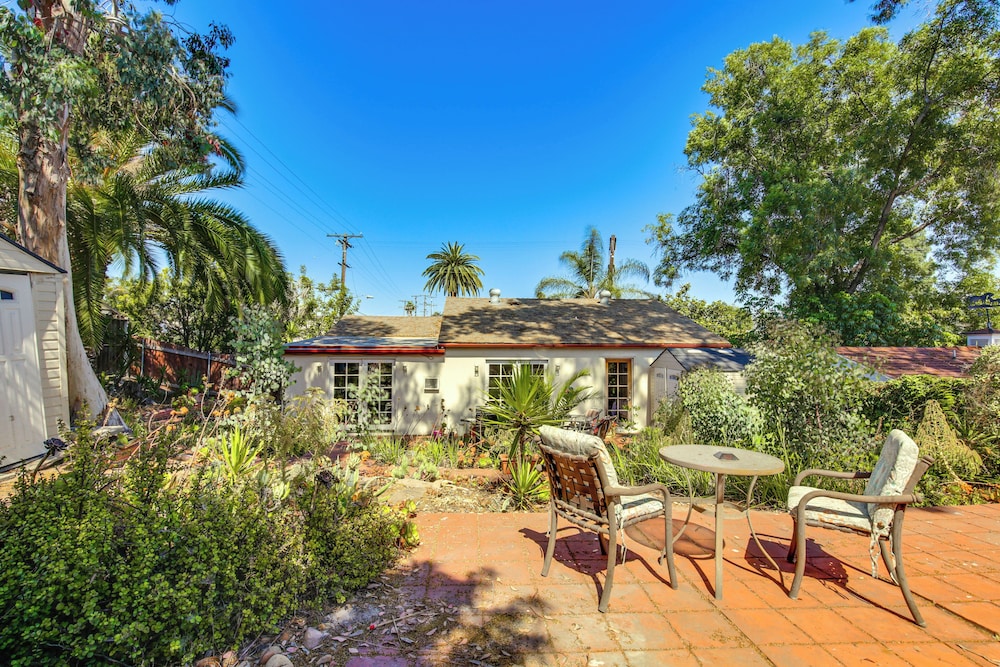Dog-friendly California Home w/ Patio, Near Hiking