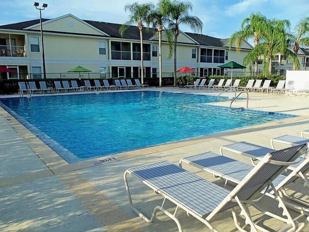 Alamo Vacation Townhomes