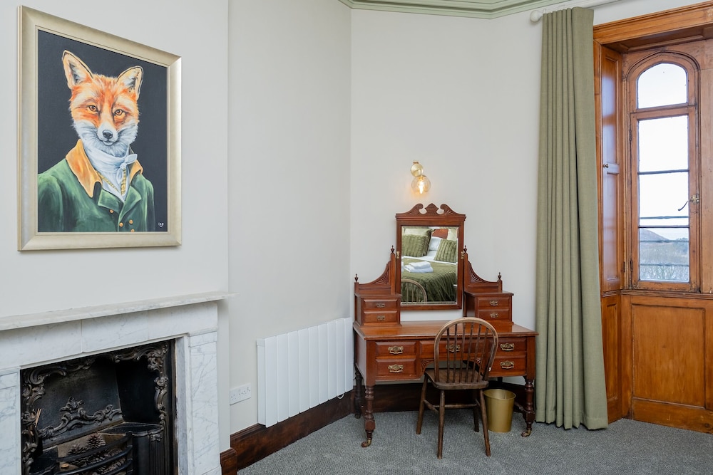 Watermouth Castle, West Tower Apartment