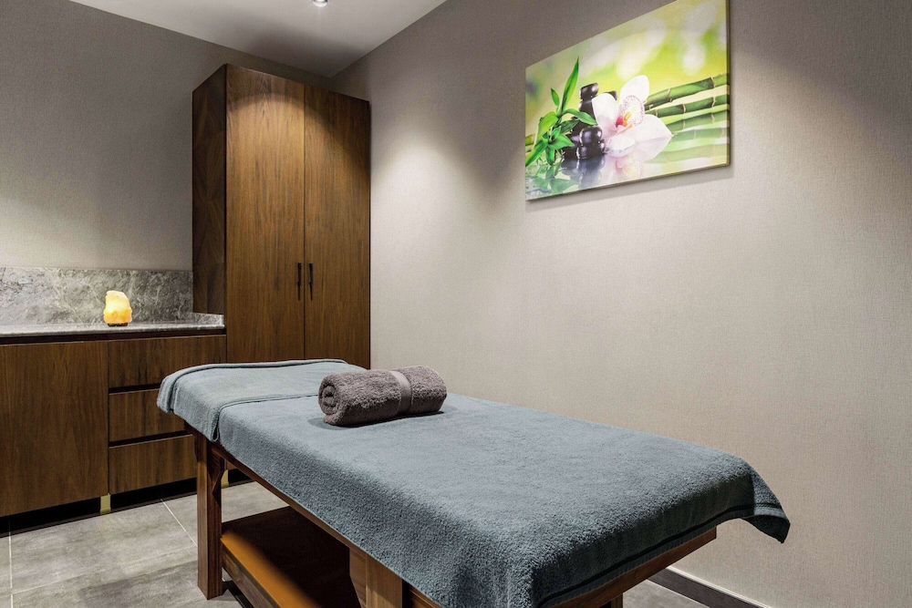 Ramada by Wyndham İstanbul Ümraniye - Image 33