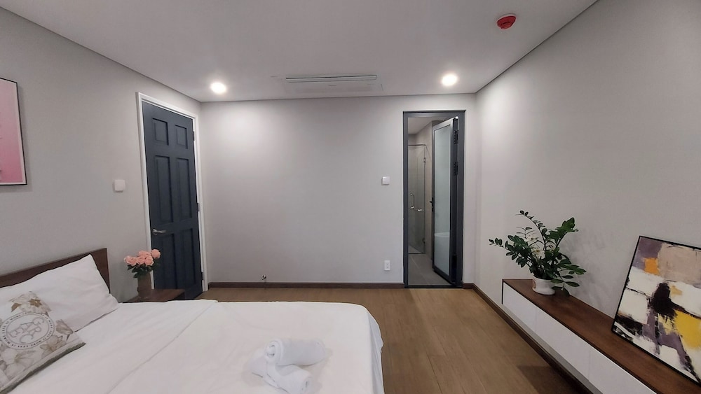 Luxury The Goldview Apartment - Saigon Center Riverside