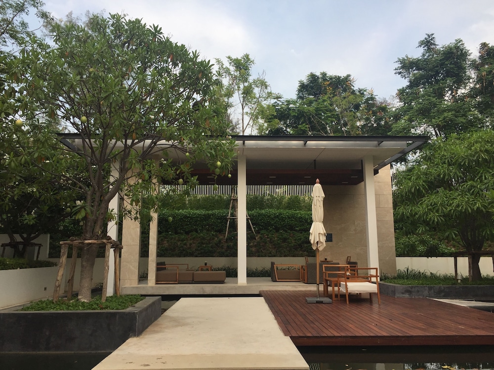 Luxury Beachfront Condo Hua Hin