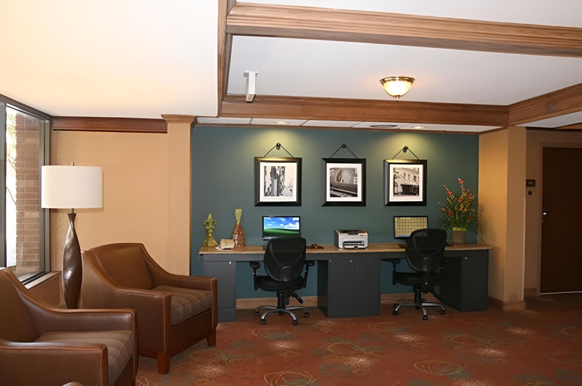Cape Girardeau Vacations - Auburn Place Hotel And Suites - Property Image 1