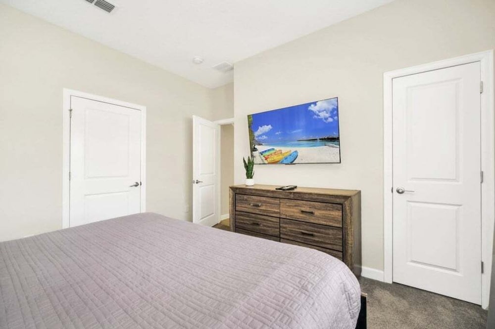 Retreat & Relax Screened In Pool Home Kid Rooms 4 Bedroom Townhouse