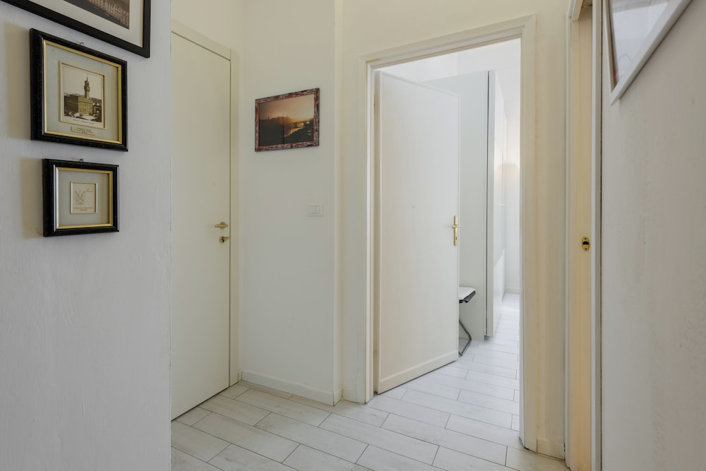 Soderini Apartments by MMega