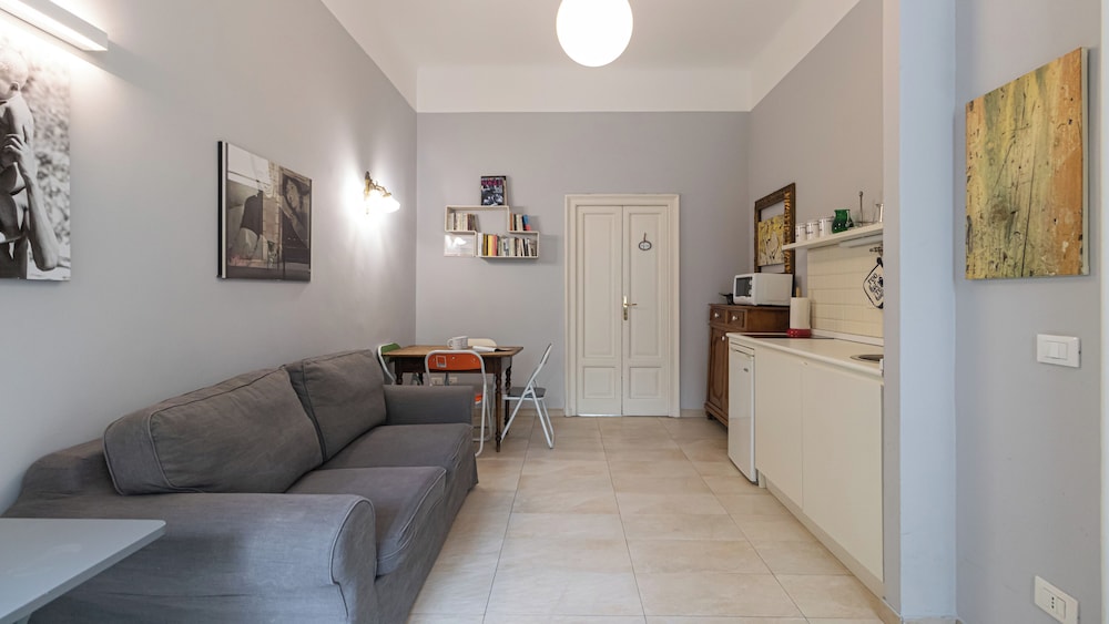 Italianway - Rosmini 13 D