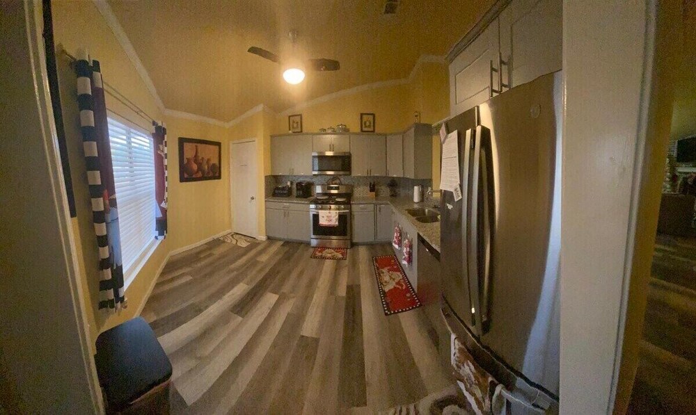 Modern Comfort Near Military Bases & Shopping Walk to Parks & Lakes!