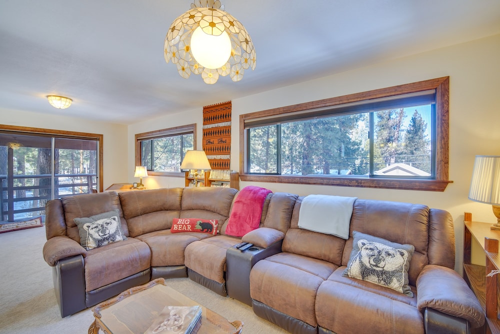 Spacious Big Bear Lake Home w/ Deck & Hot Tub! view 5