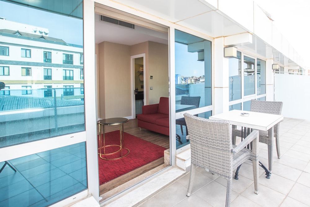 Ramada Encore by Wyndham İstanbul Kartal - Image 10