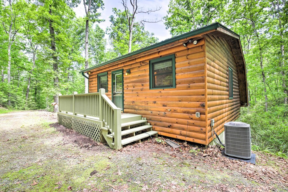 Fire Pit & Forest Views: Secluded Murphy Cabin!