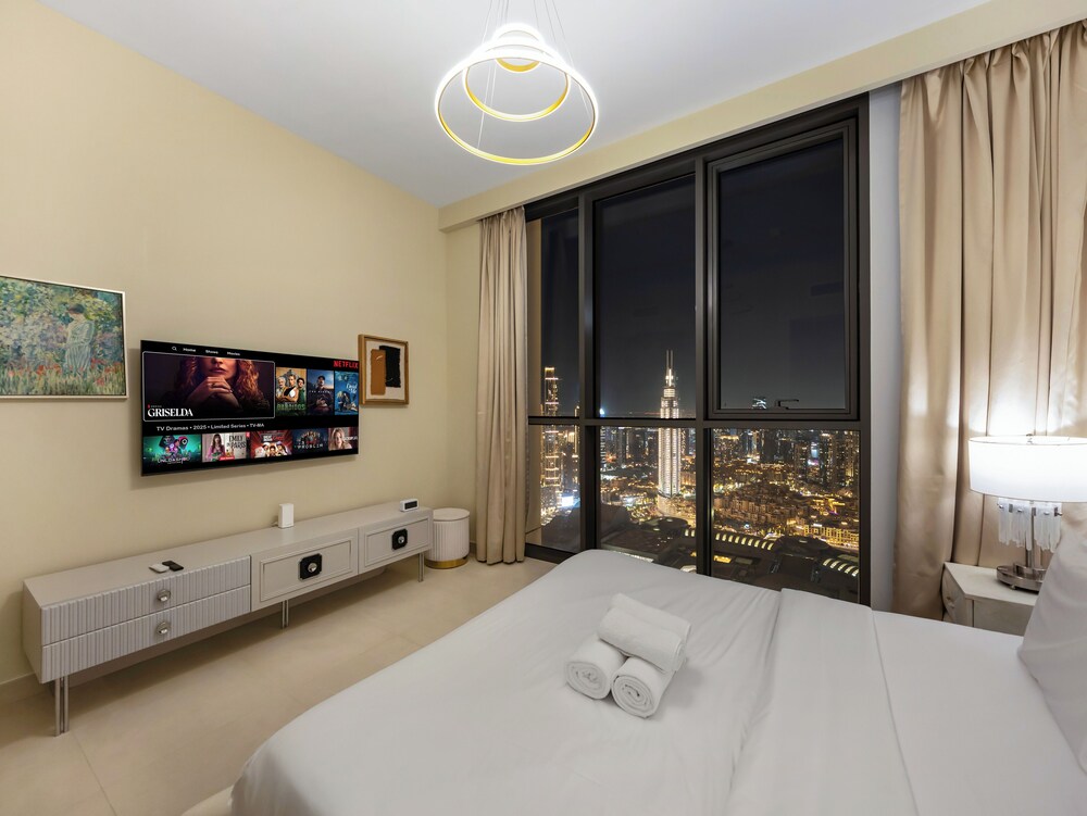 High Floor Burj Views over Dubai Mall