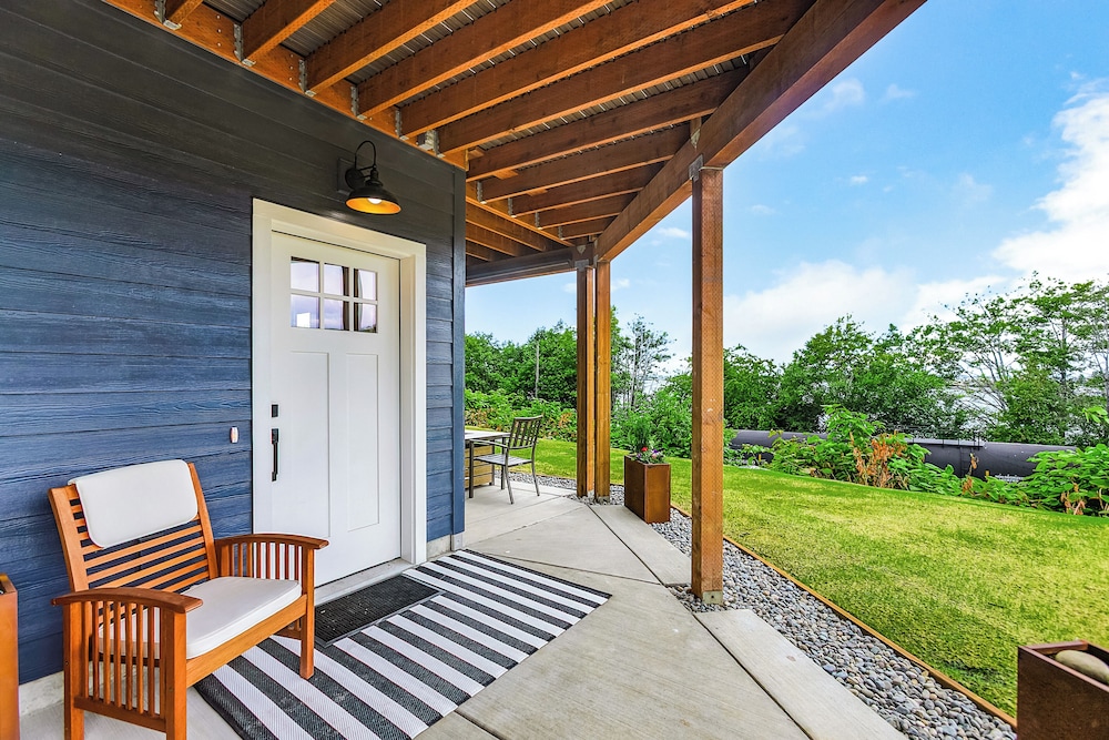 Hollow Fern Retreat