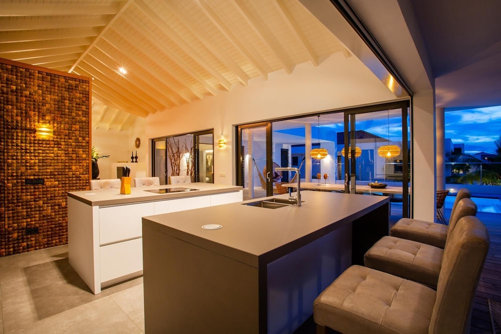 Luxurious Villa Coconut With Private Pool
