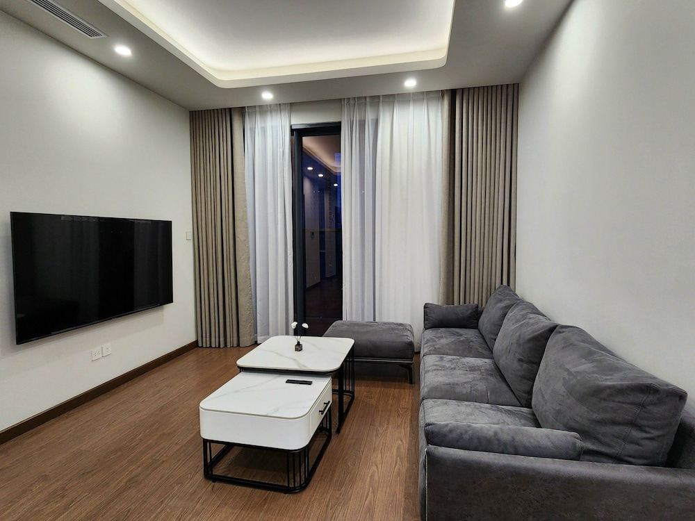 The Matrix One - Luxury free Gym & Pool
