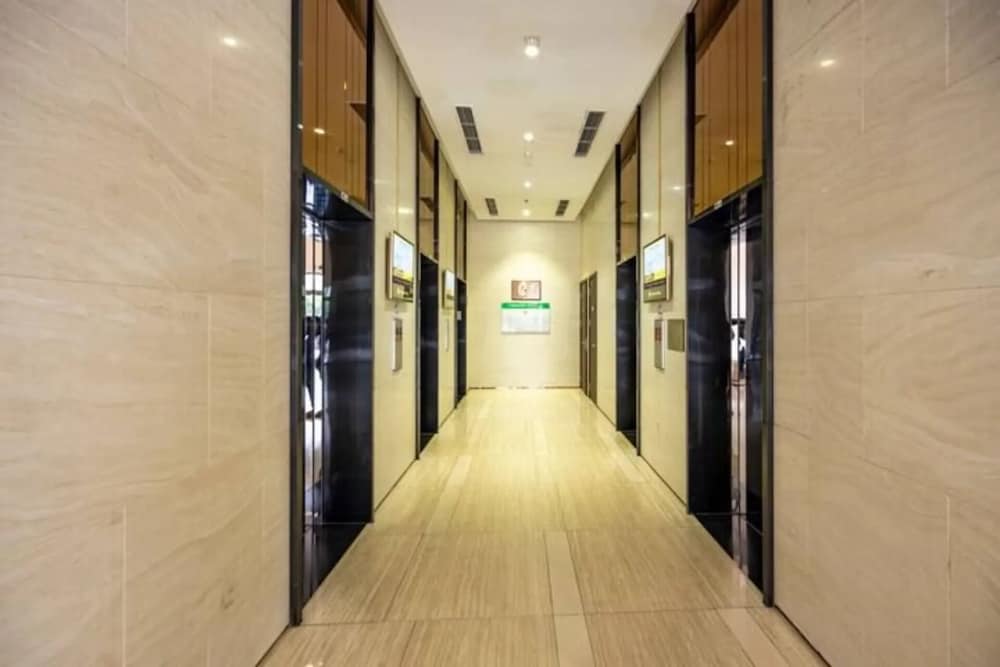 Sunrise City View Apartment