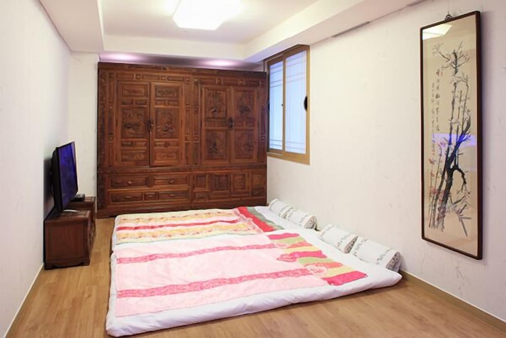 Dream House 26