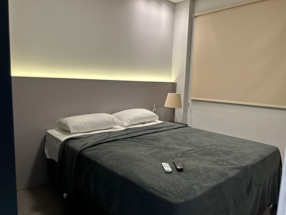 APARTAMENTO ALTO PADRÃO CENTRO ITAJAÍ