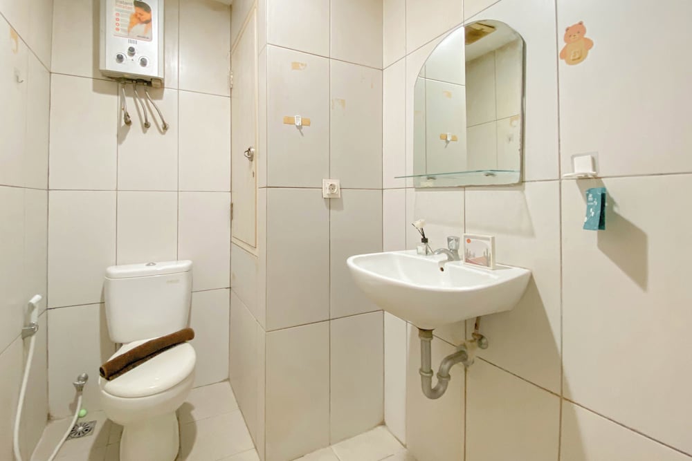 Nice And Elegant 2Br At Grand Kamala Lagoon Apartment