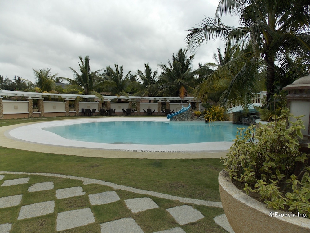 Bearland Paradise Resort