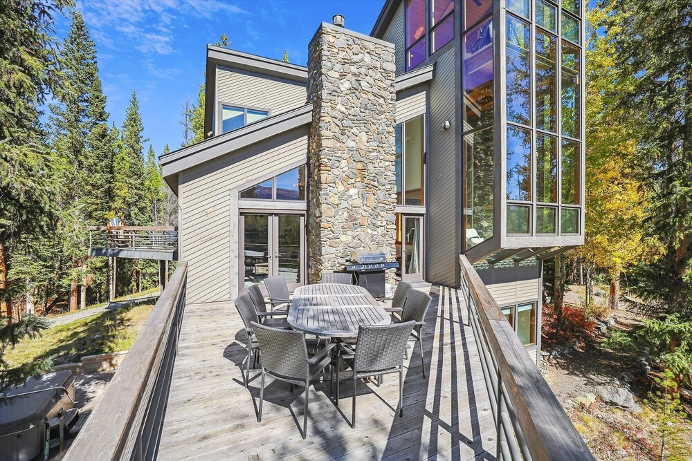 Summit Solitude Estate 3 Bedroom Home
