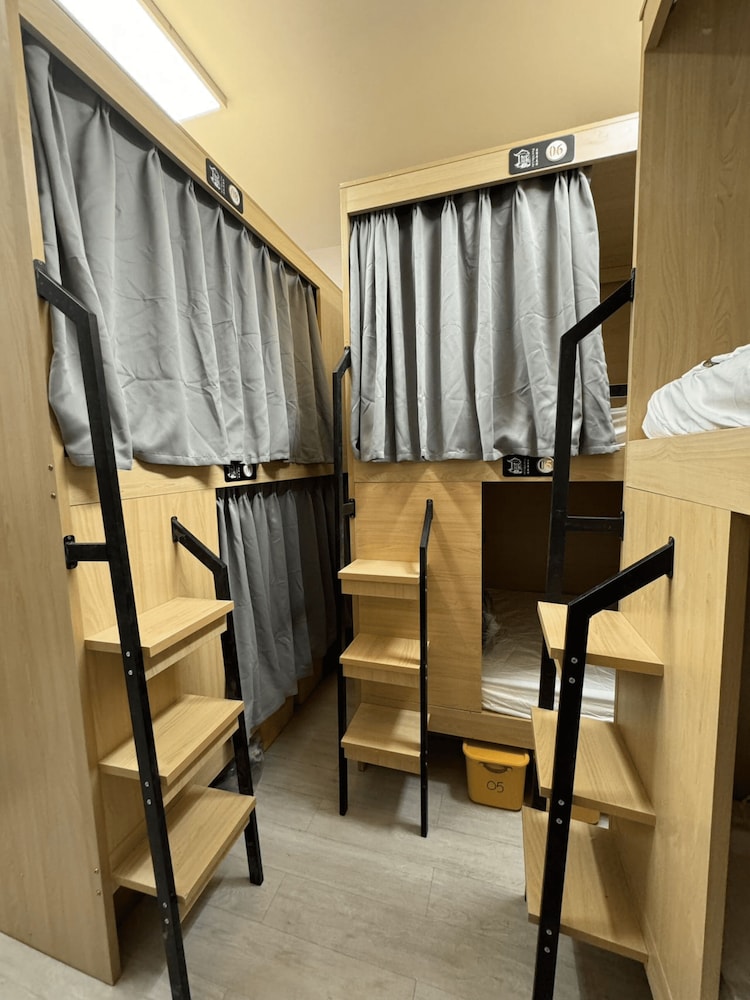First Villa Life Hostel
