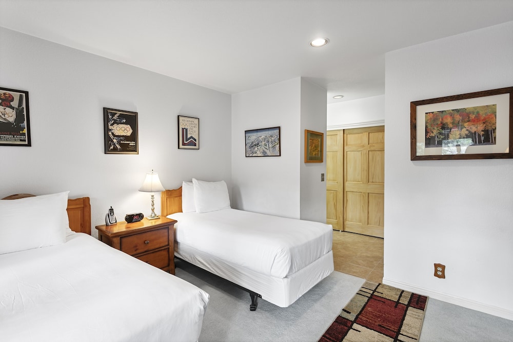 Aspenwood at Deer Valley Resort - Three Bedroom Condo with Hot Tub #1305 3 Condo
