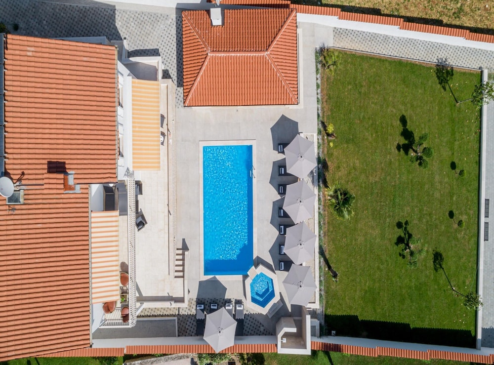 Aesthetic Villa With Private Pool