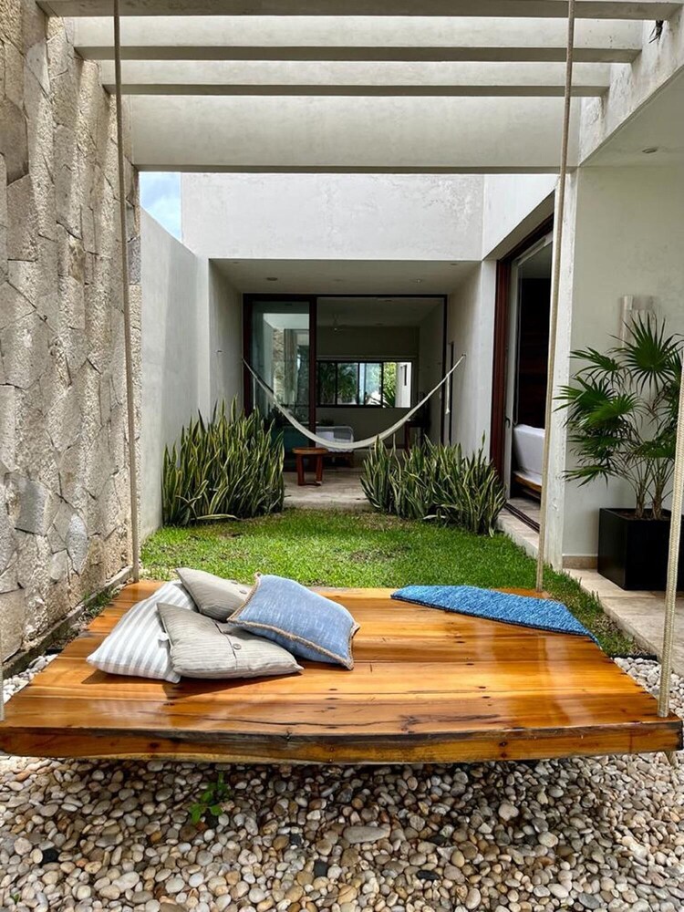 Casa Maracas - Yucatan Home Rentals view 5