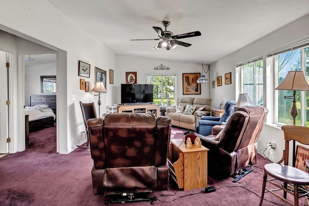 3BR Retreat in Prosser Perfect for Wine Lovers