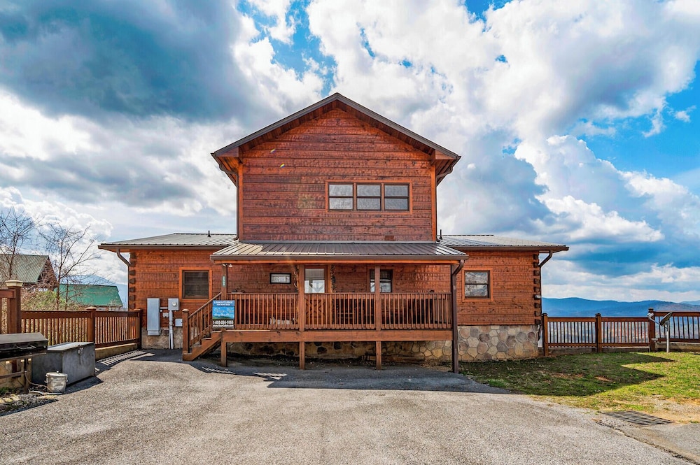 Lookout Lodge