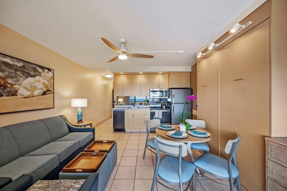 Kuleana Club - 320