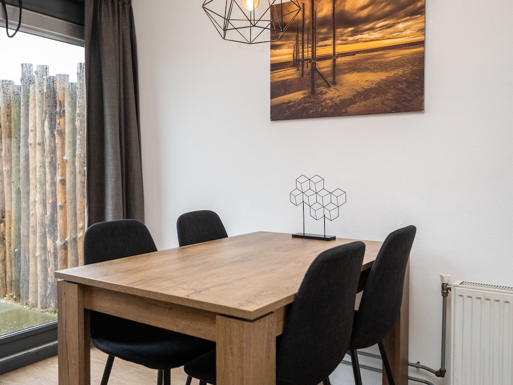 Holiday Home Vakantiepark 't Eibernest Texel