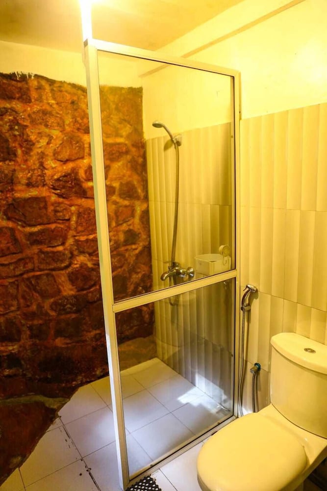 Ella Bamboo Cabana