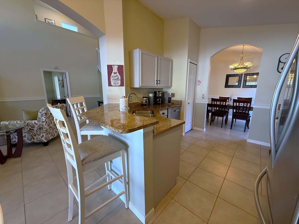 Spacious 5-bedroom Pool Villa in Southern Dunes