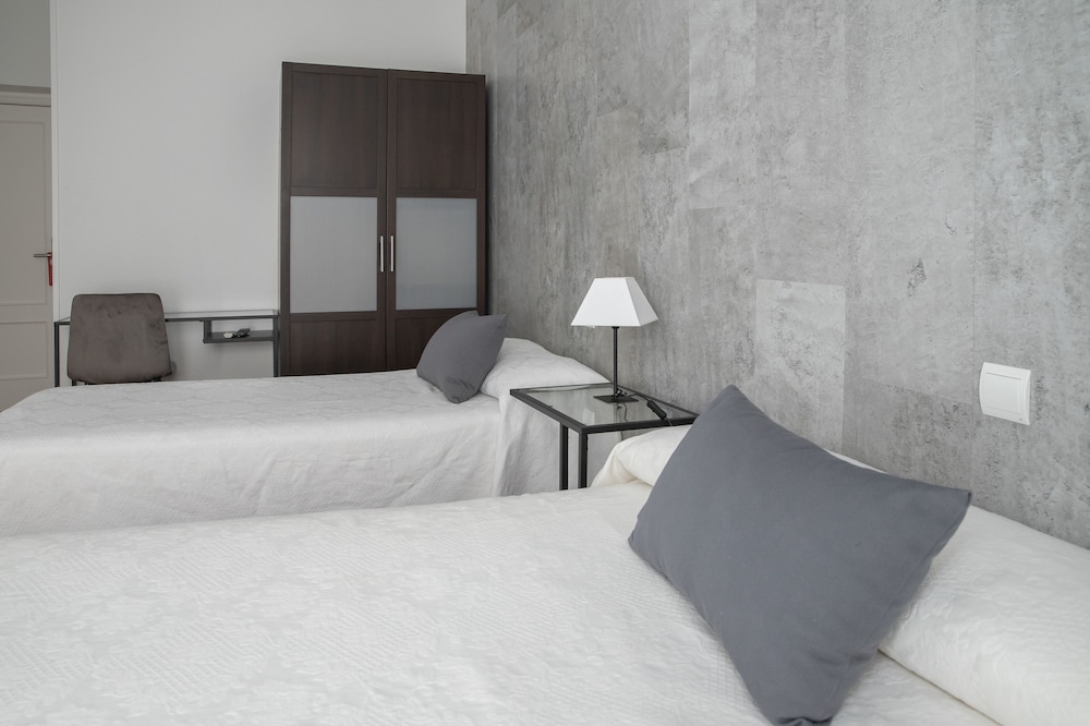 Hostal Tokio