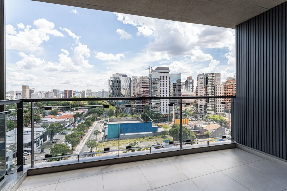 Ayra Pinheiros - Apartamentos com vista incrível para São Paulo ao lado da Rebouças e Faria Lima