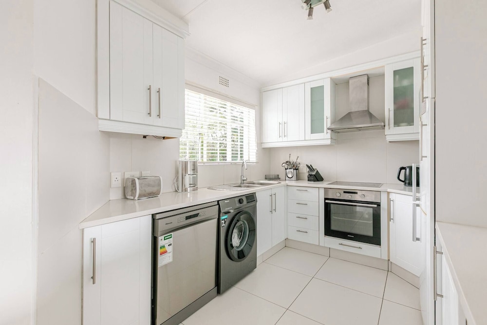 Cosy 2bed in Heart of Sandton