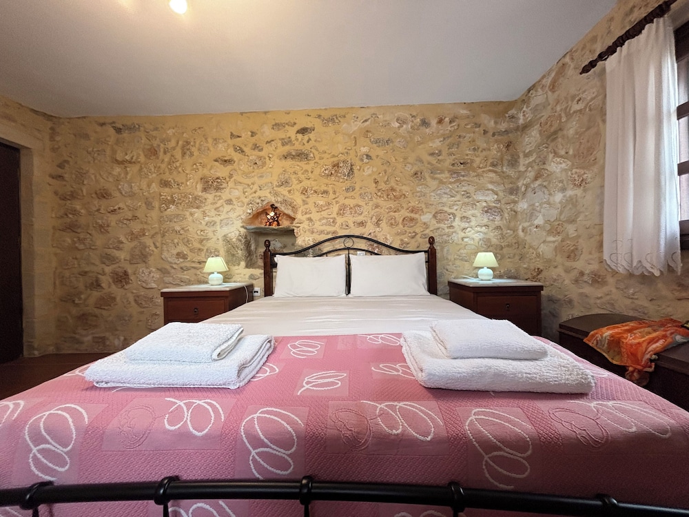 Electra Stone Suite