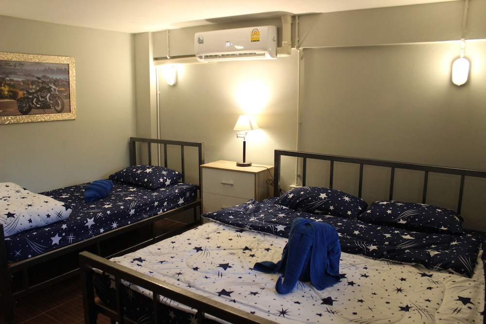Enjoy House - Hostel