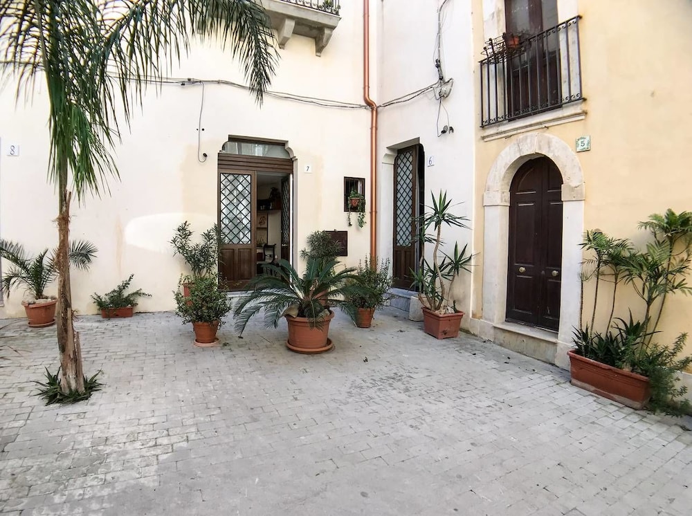 Casa Anadiomene