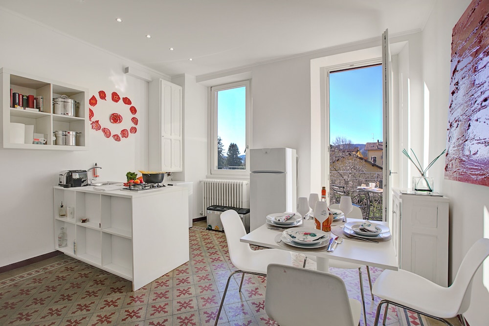Camelia Apartment in Villa Jejia