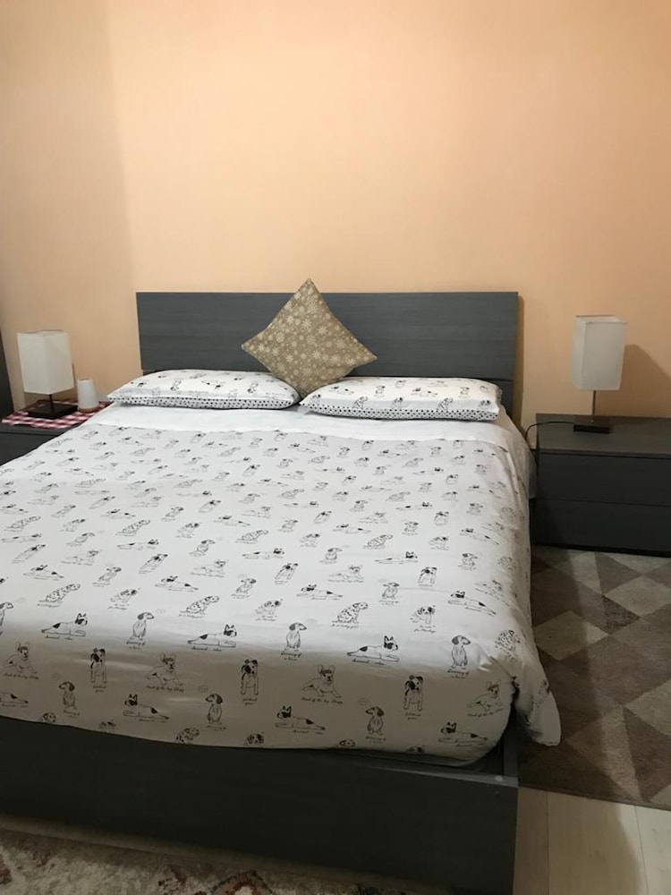 Beautiful 1-bed Apartment in Roma