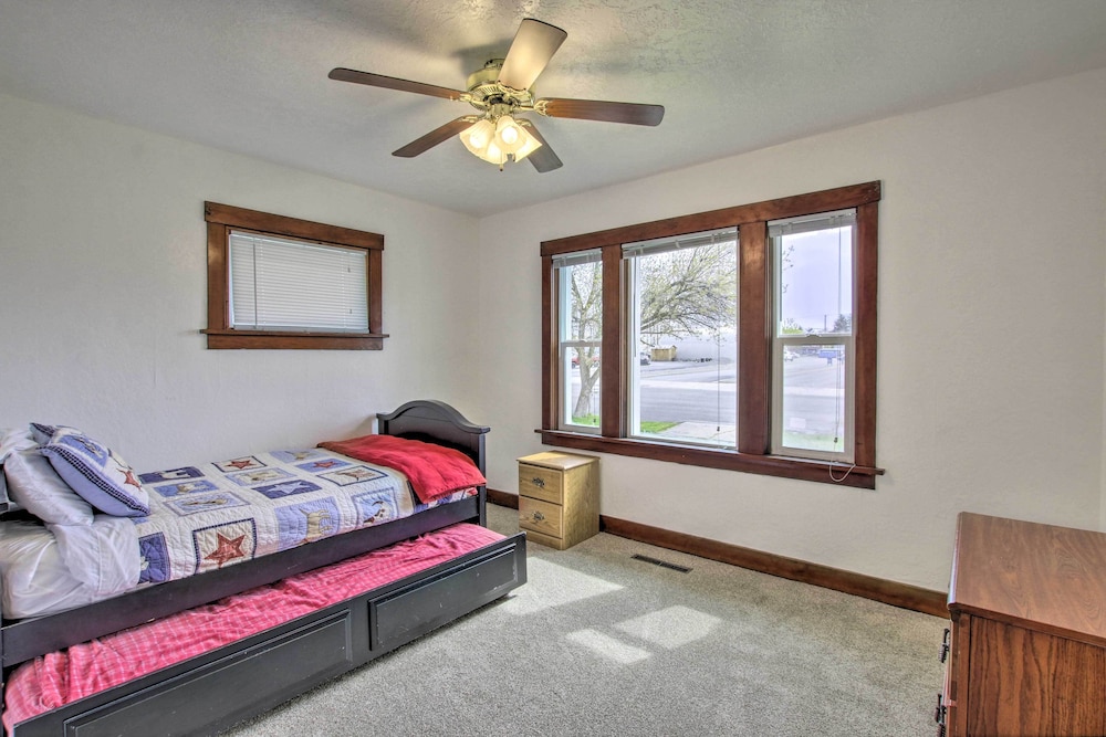 Convenient Preston Retreat w/ Private Yard! - Property Image 25