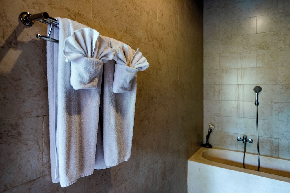 Oka Suite Ubud by Dhananjaya Hospitality