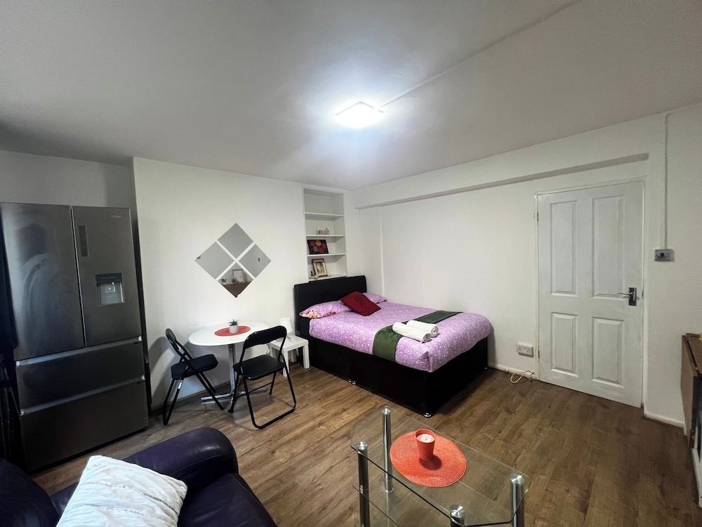 Paddington Modern Apartment With 3 Bedrooms