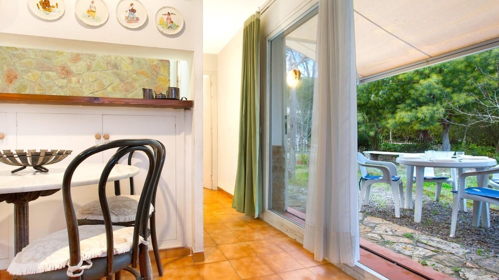 Sirena in Llafranc With 1 Bedrooms and 1 Bathrooms