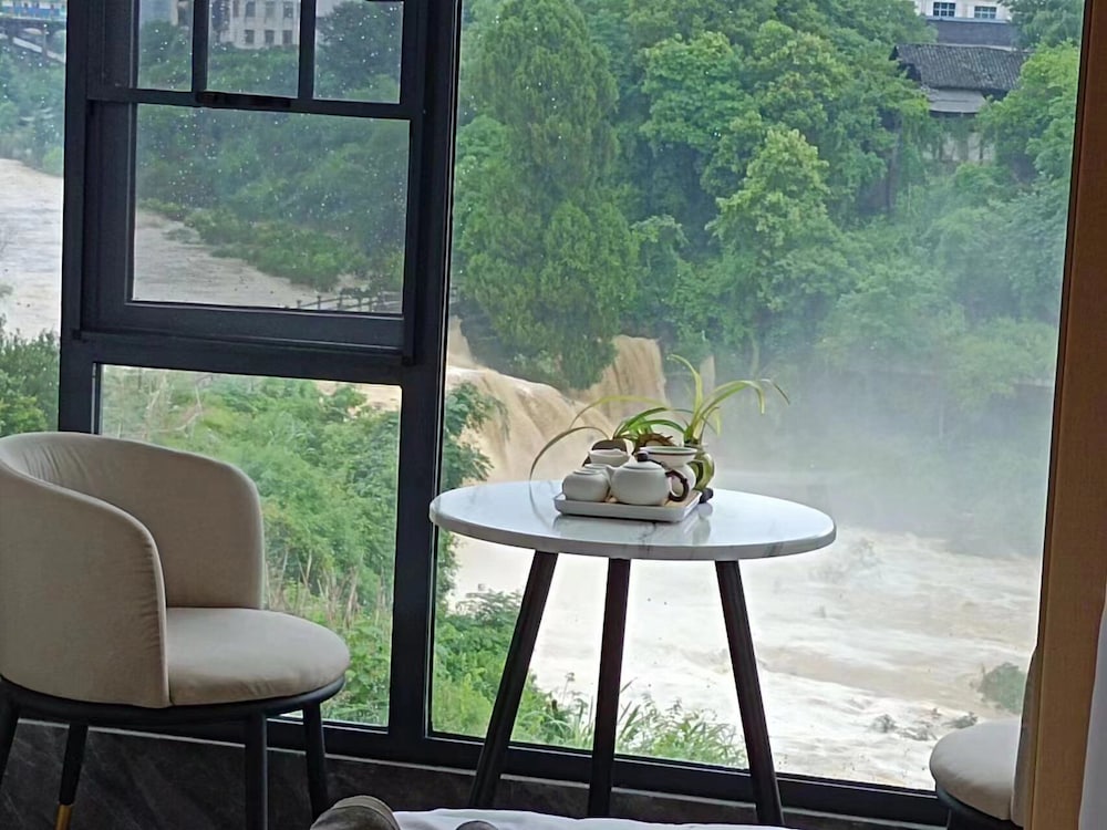 Jingjing Home Inn No. 372 Furong Town