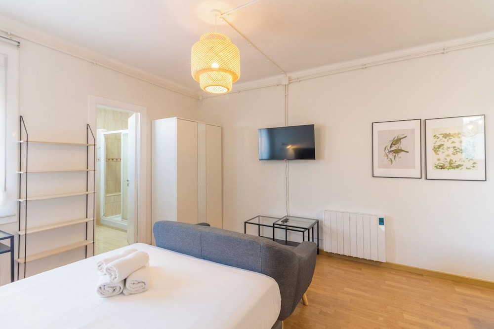 BeBarceloner Sant Andreu Apartments