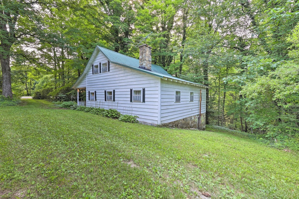 17 Mi to Sugar Mountain: Tensies Cottage view 2