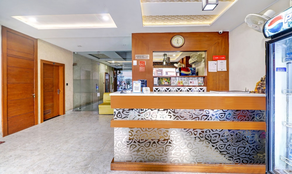 Itsy Hotels Anjali Mahal 500, Mtrs From Mathura Railway Station view 4